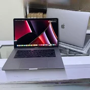 MacBook Pro 15″ (2019) Intel core i9, 64GB RAM, 1TB SSD Touch Bar 4GB Dedicated Radeon Graphics15-inch Screen 2K Display